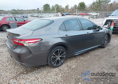 2018 Toyota Camry Se z USA, uszkodzony, nr VIN 4T1B11HK9JU585717